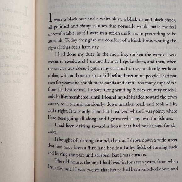 The Ocean At The End Of The Lane Hardcover Book Neil Gaiman Signed First Edition - Picture 7 of 16